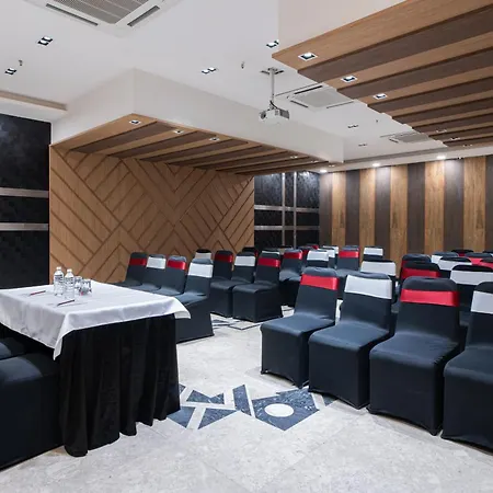 The Suncourt Hotel Yatri-2